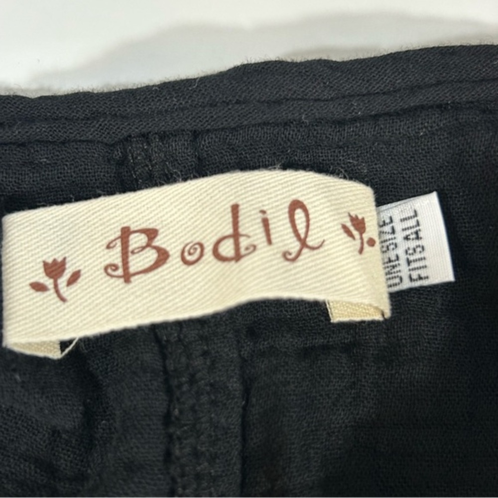 Bodil Black‎ Asymmetric Oversized Top One Size - Picture 6 of 7